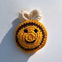 Crochet Bee Magnet